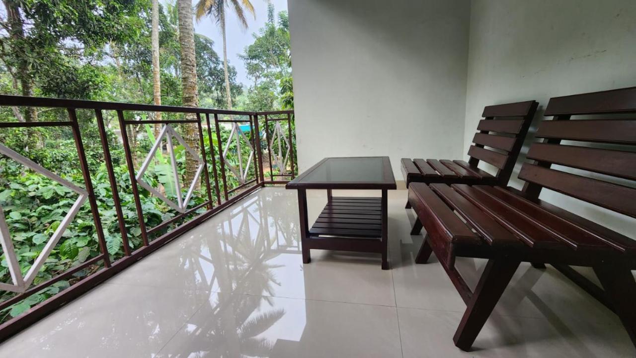 Pknhomestay Kumily 提喀迪 外观 照片